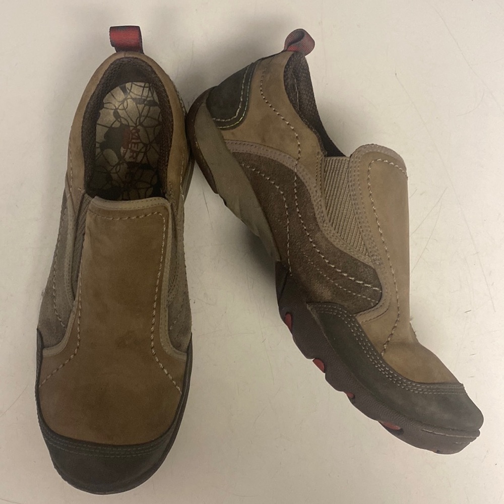 MERRELL Boulder Tan Slip On Suede Like Shoe Sz 9.5